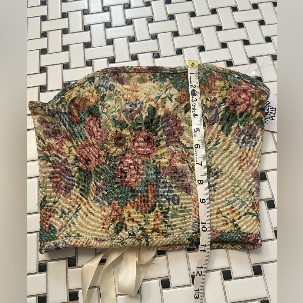 Princess Polly Floral Tapestry Crop Top - Picture 4 of 5